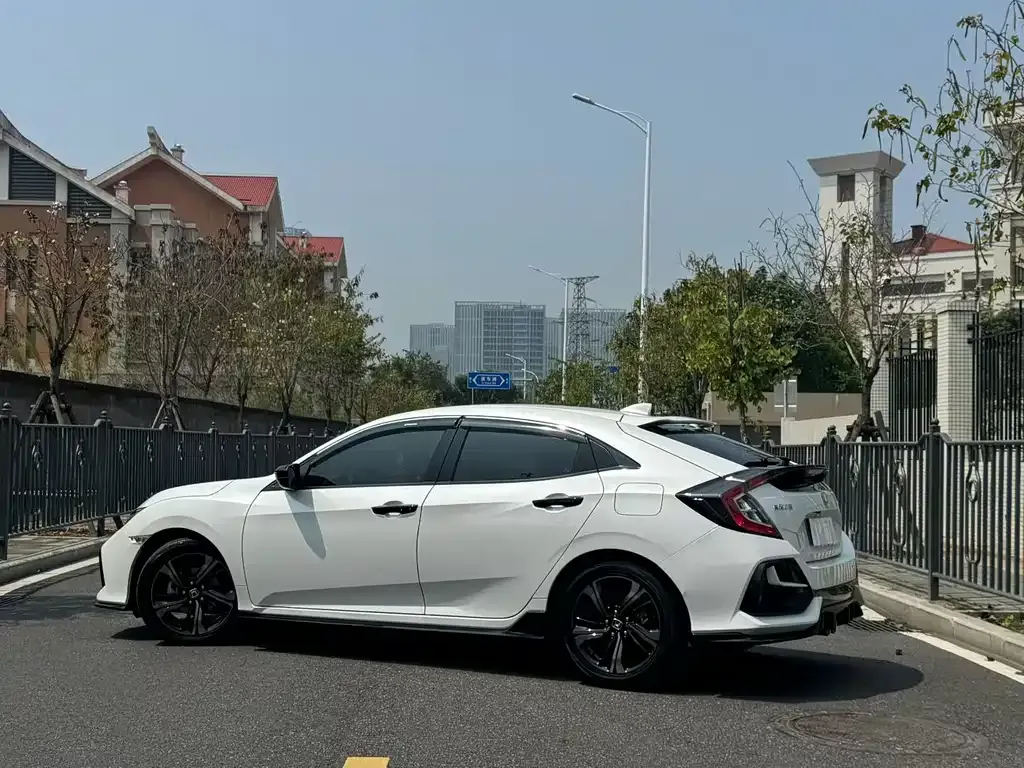 Honda Civic — фото 9