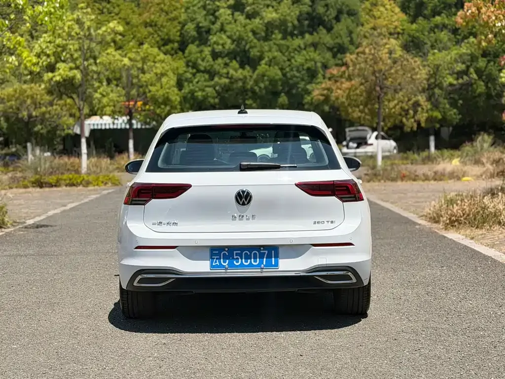 Volkswagen Golf — фото 4