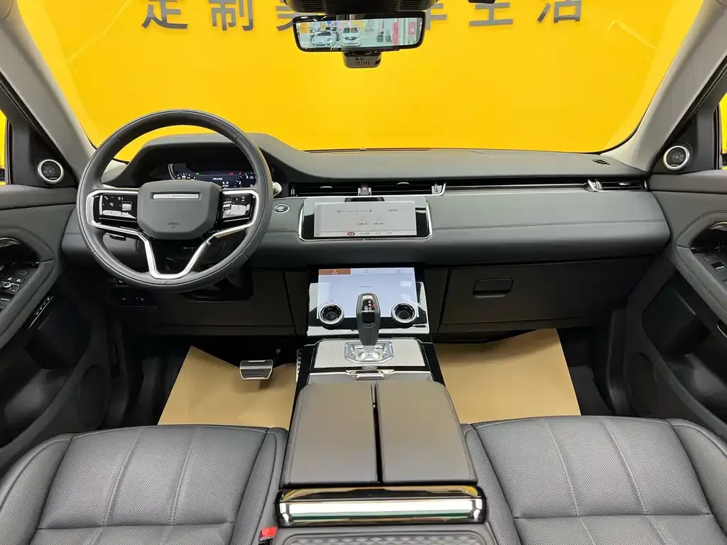 Land Rover Evoque — фото 10