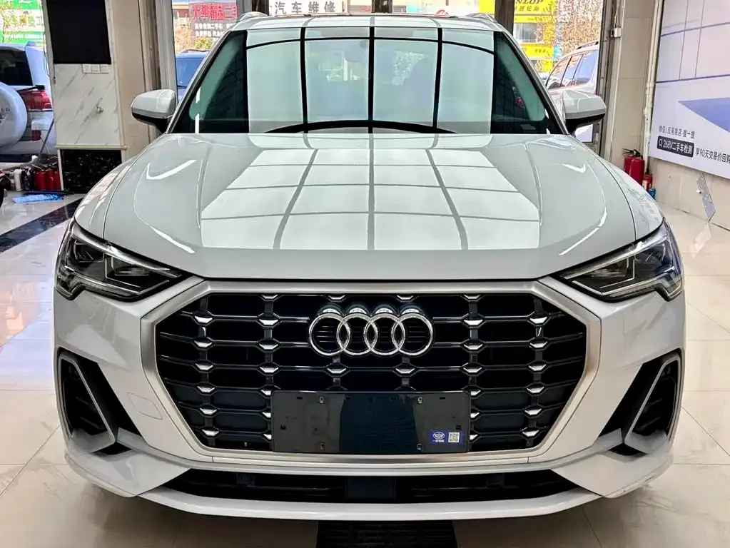 Audi Q3 — фото 4