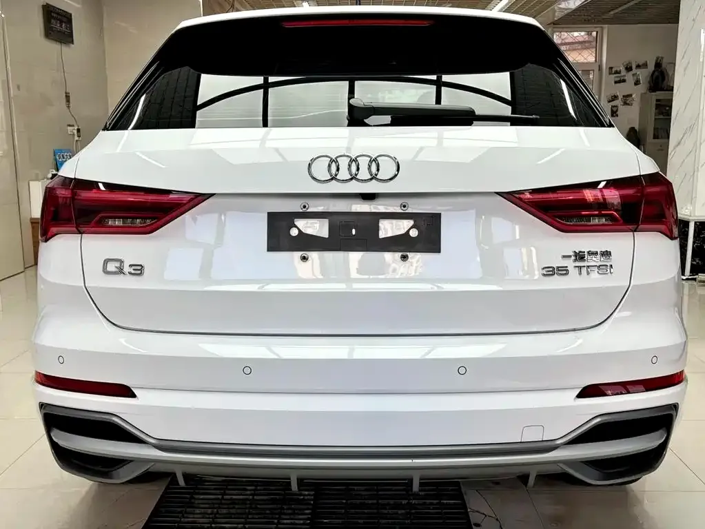 Audi Q3 — фото 3