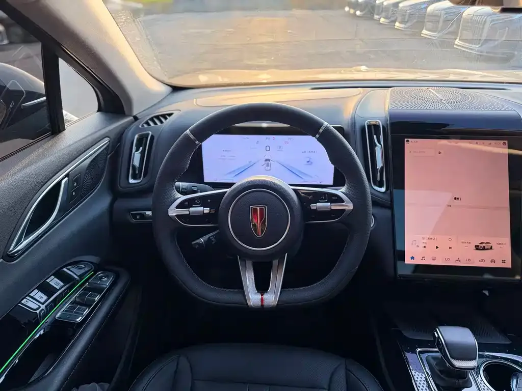 Hongqi HS3 PHEV 2024 из CN, фото 6