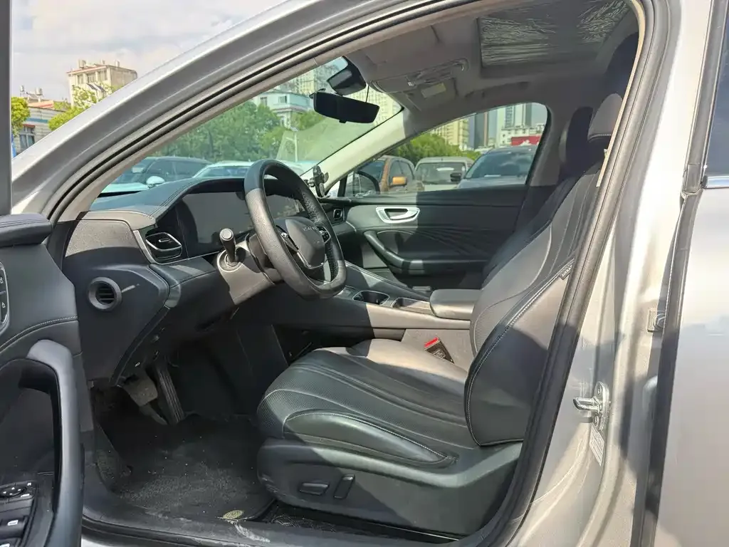 Roewe D7 2025 из CN, фото 5