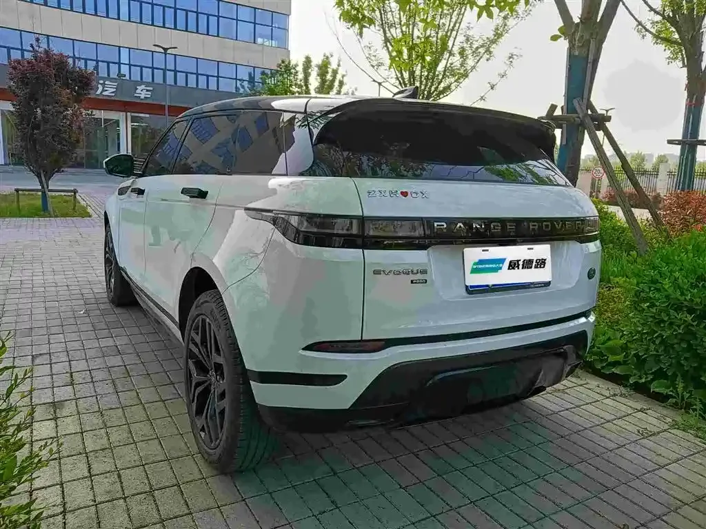 Land Rover Evoque — фото 5