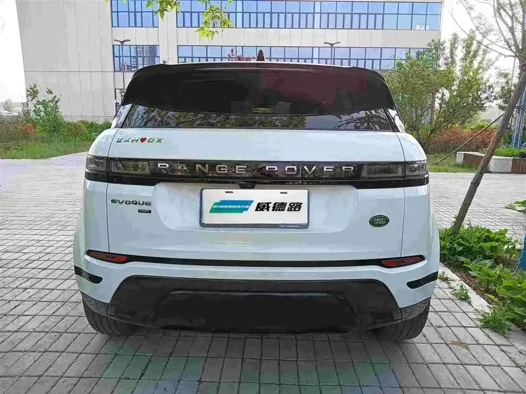 Land Rover Evoque — фото 10