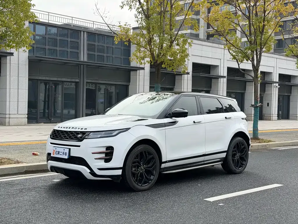 Land Rover Evoque — фото 1