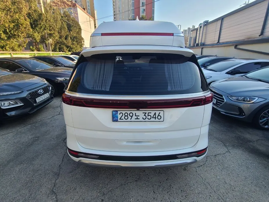 Kia Carnival — фото 4