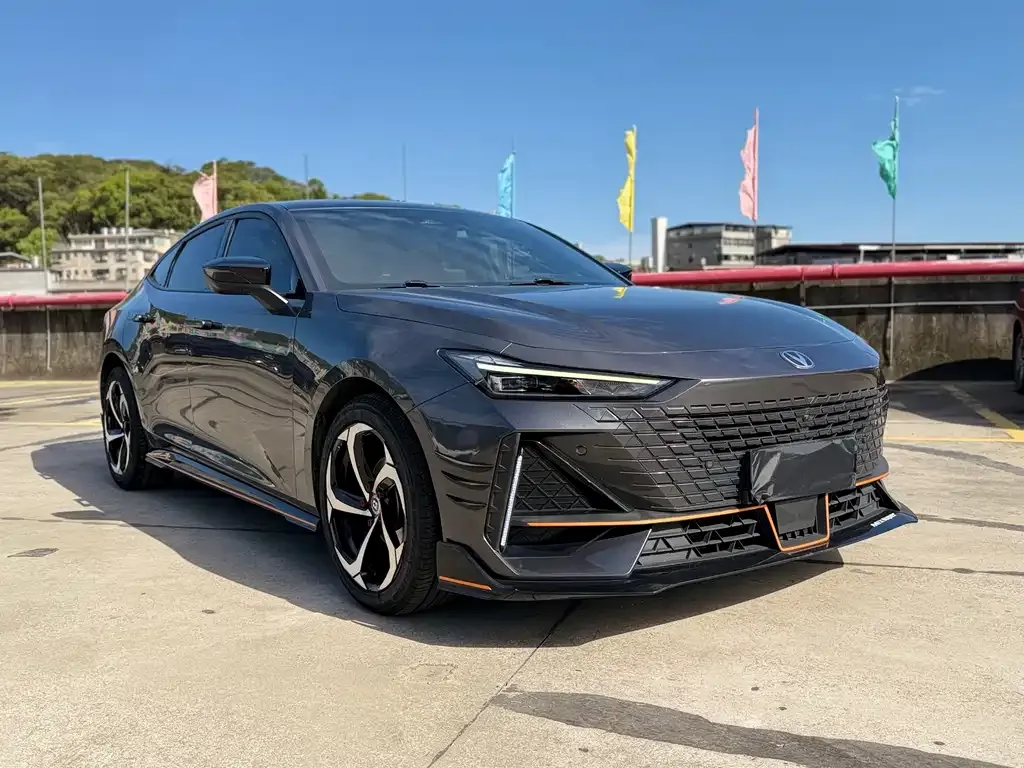 Changan UNI-V 2023 из CN, фото 6