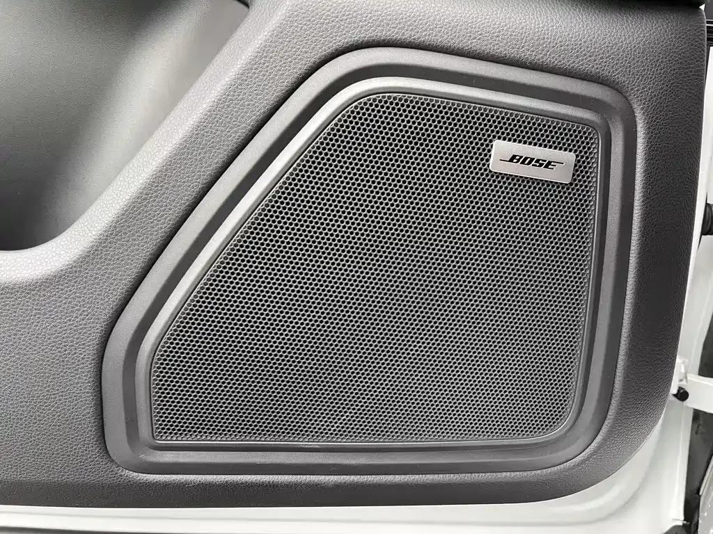 Porsche Macan — фото 10