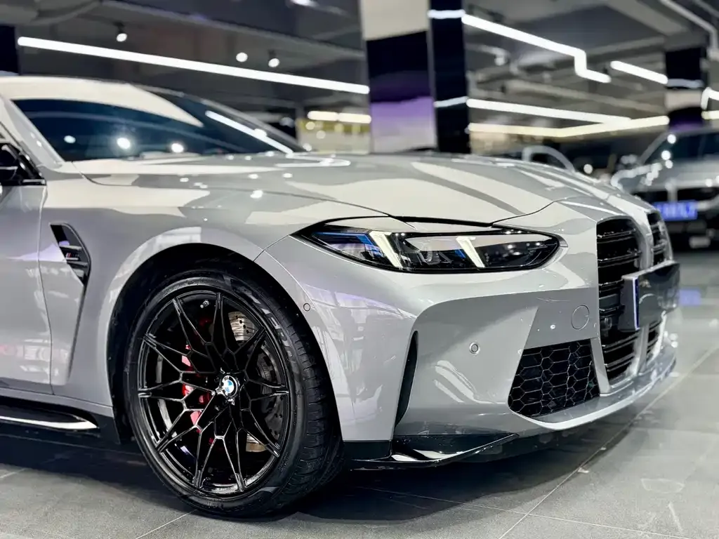 BMW M4 — фото 2