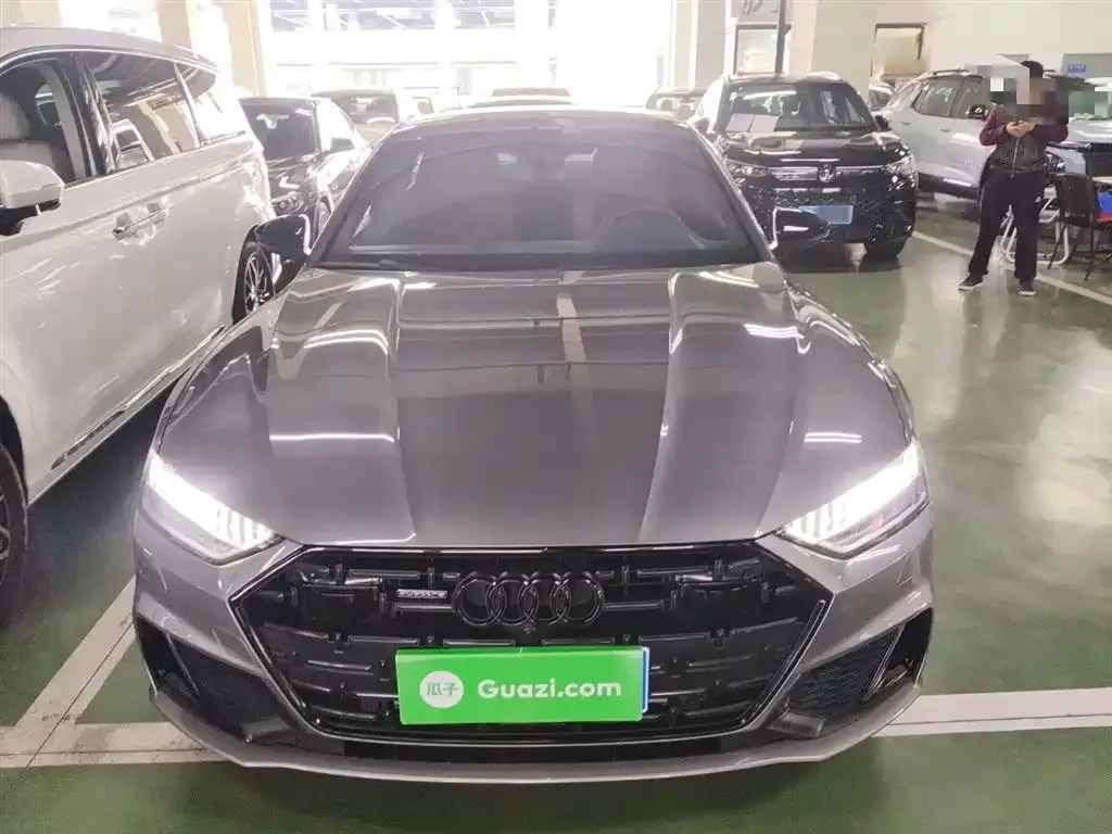 Audi A7L — фото 2