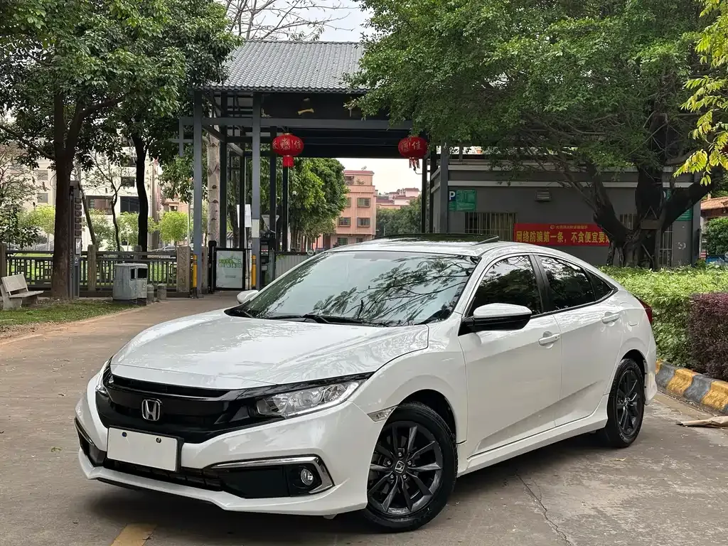 Honda Civic — фото 1