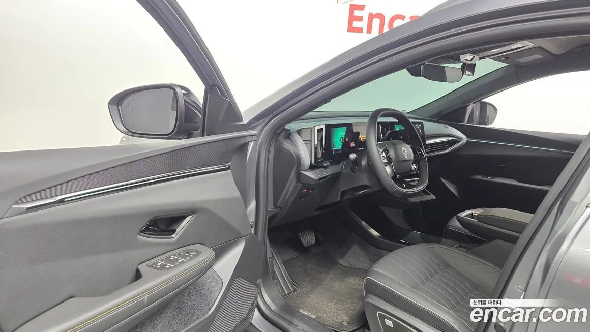 Renault Korea (Samsung) Scenic 2026 из KR, фото 9