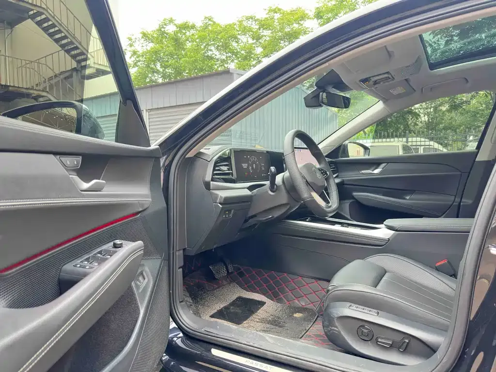 Volkswagen Passat — фото 8