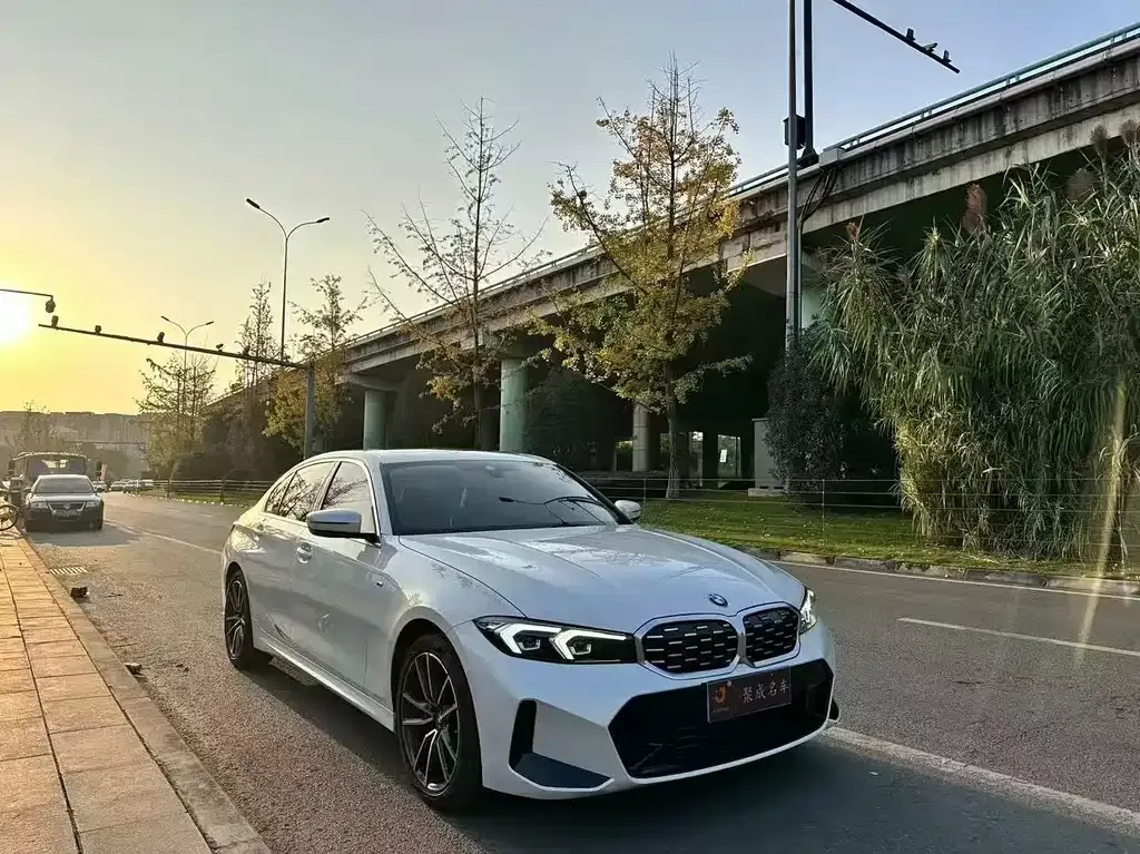 BMW 3 Series — фото 10