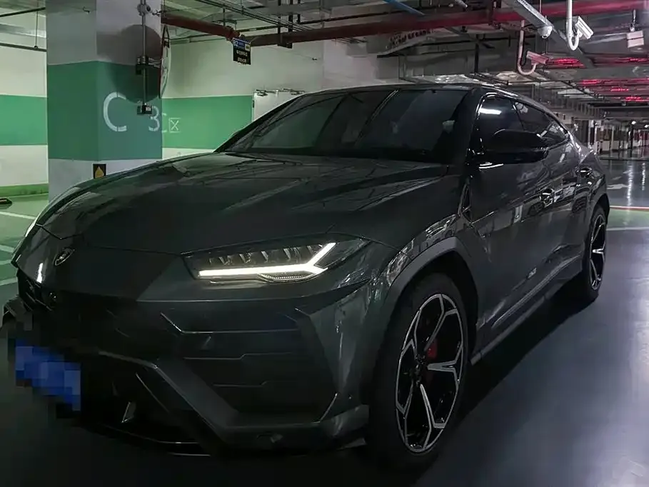 Lamborghini Urus — фото 7