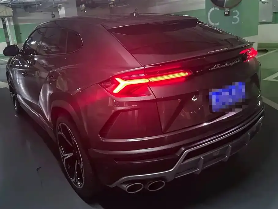 Lamborghini Urus — фото 5