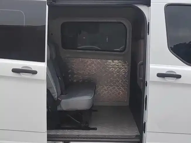 Ford Transit 2021 из CN, фото 8