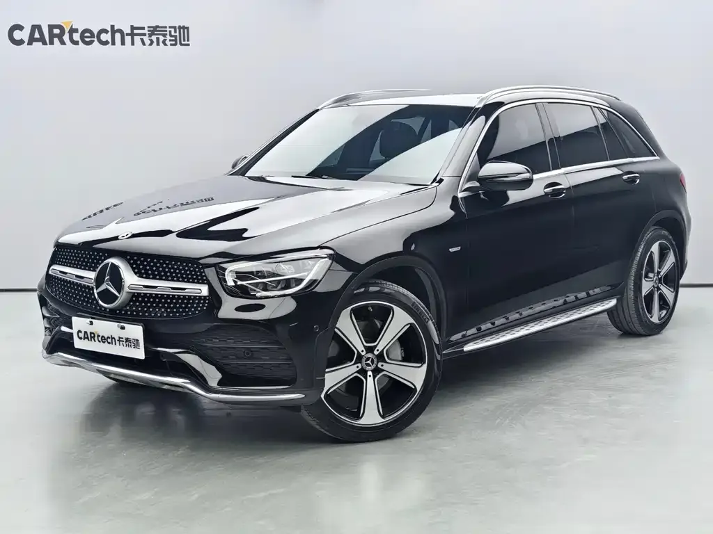 Mercedes-Benz GLC — фото 1