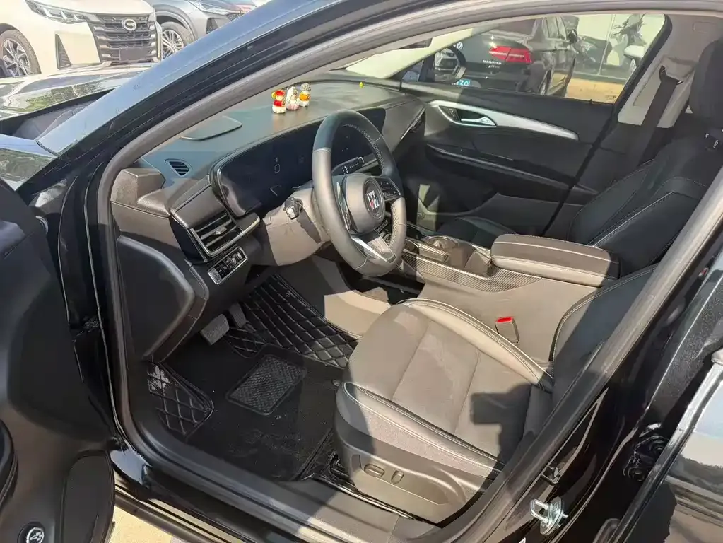 Buick Envision Plus — фото 7