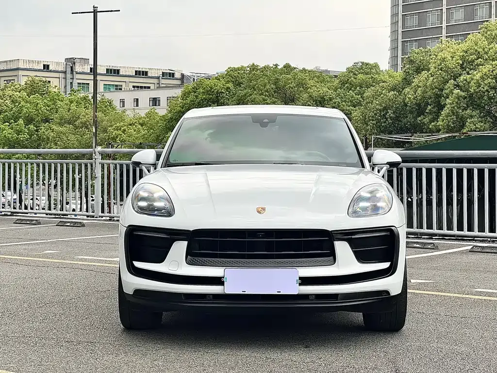 Porsche Macan — фото 1