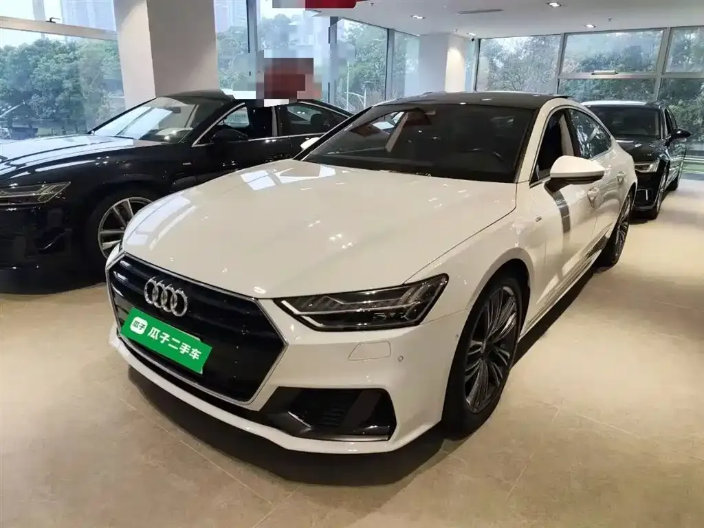 Audi A7 — фото 1