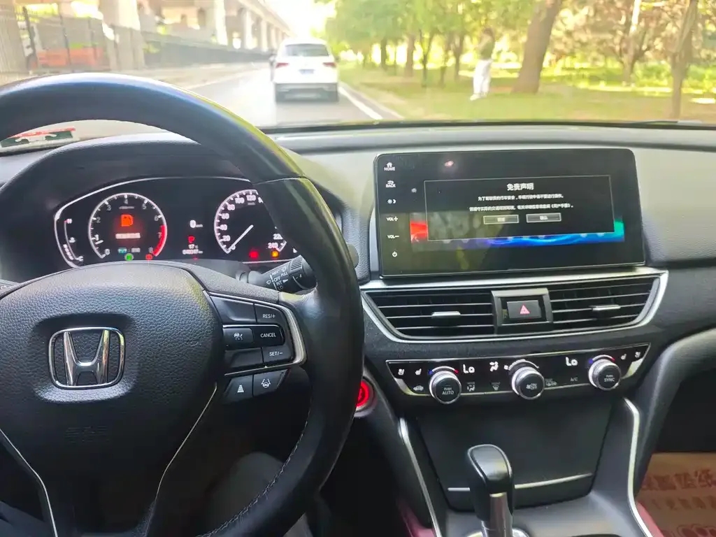 Honda Inspire — фото 4