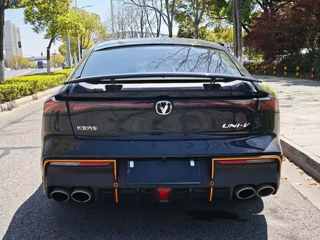 Changan UNI-V 2023 из CN, фото 3