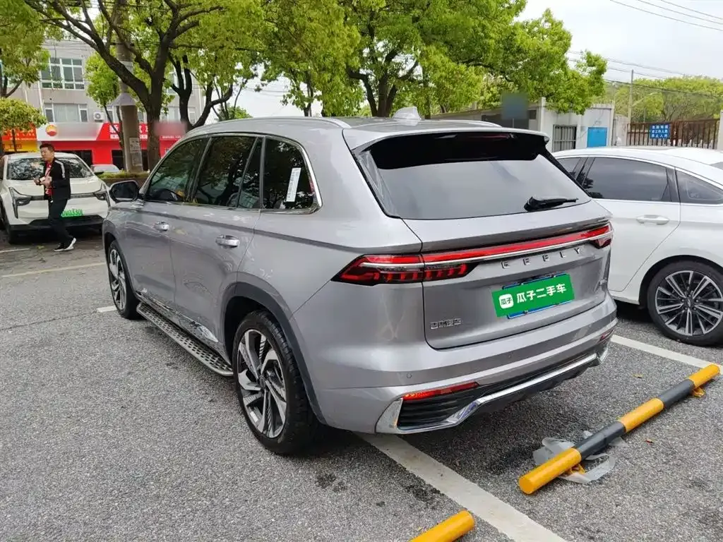 Geely Xingyue L — фото 10