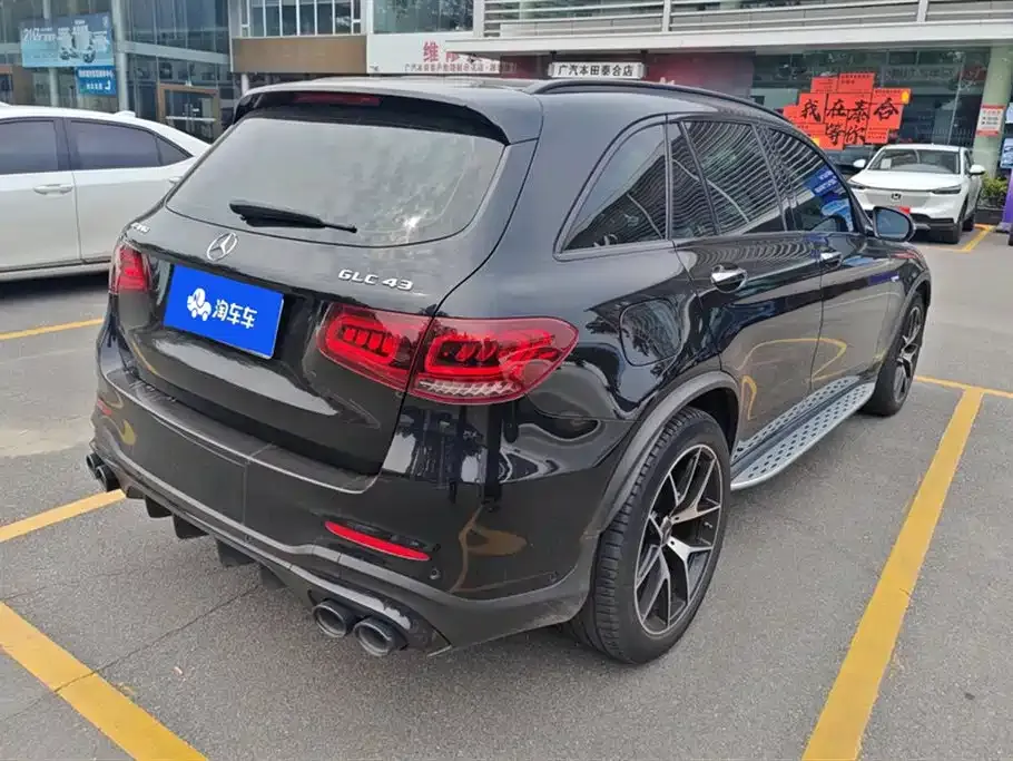 Mercedes-Benz GLC AMG — фото 2