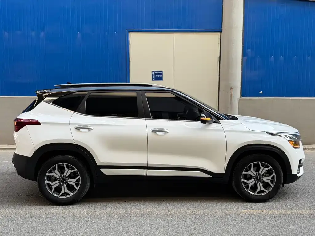 Kia KX3 — фото 10