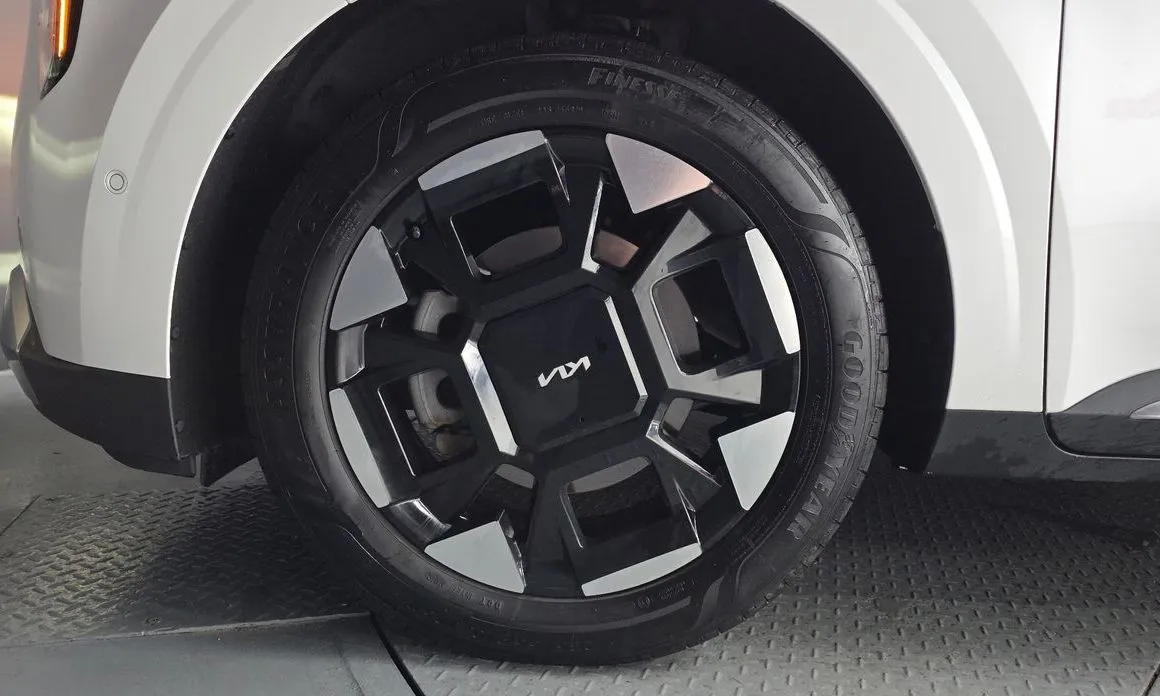 Kia Carnival 2024 из KR, фото 3