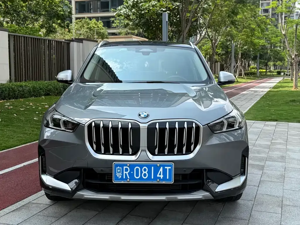 BMW X1 — фото 7