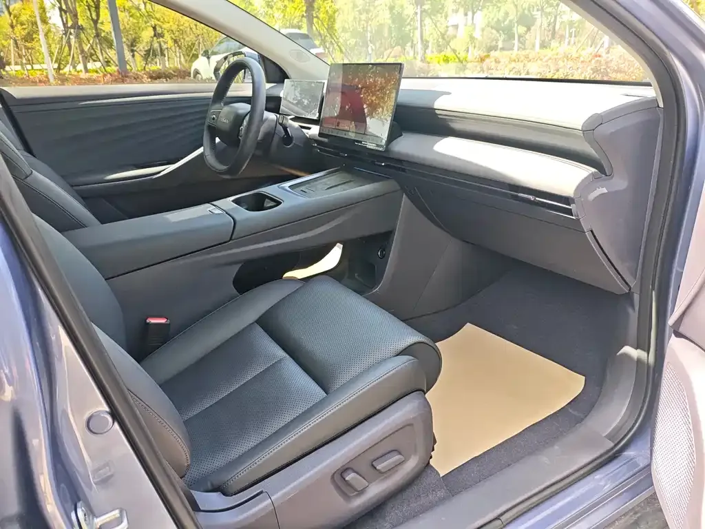Nissan N6 2025 из CN, фото 3