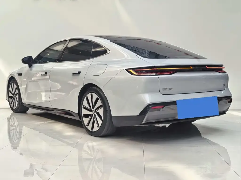 Geely Galaxy E8 2024 из CN, фото 7