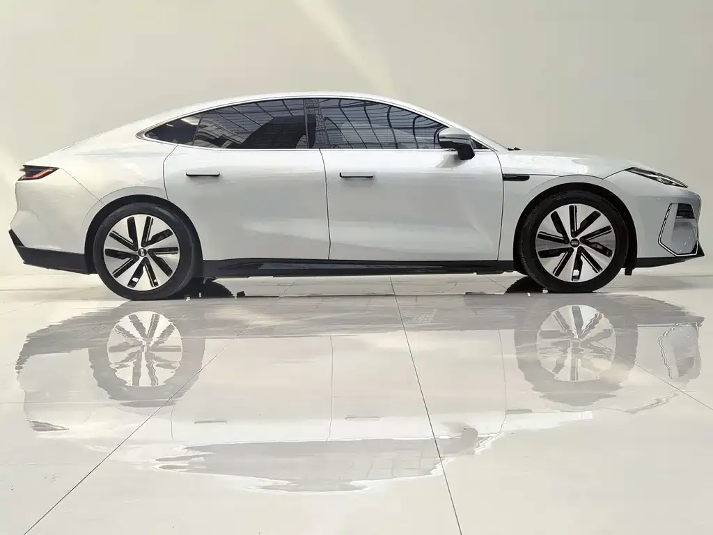 Geely Galaxy E8 2024 из CN, фото 4