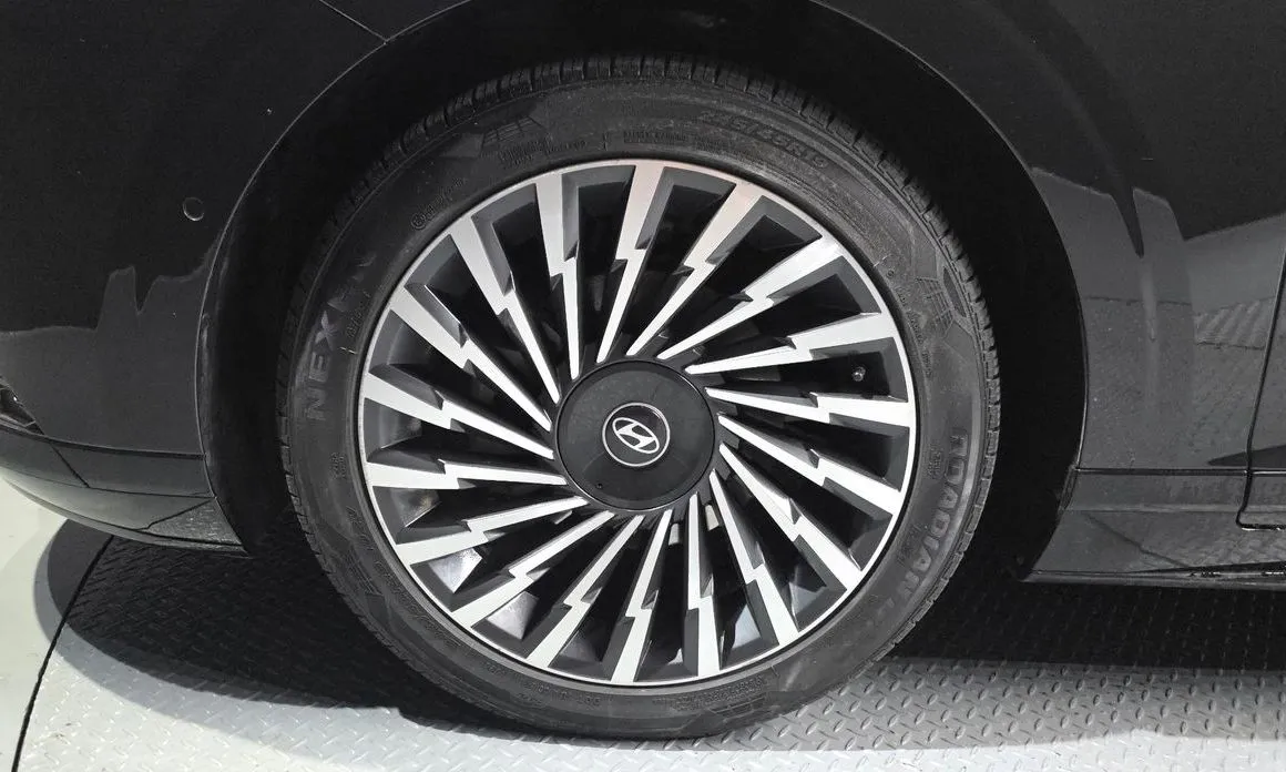 Hyundai Grandeur 2024 из KR, фото 6