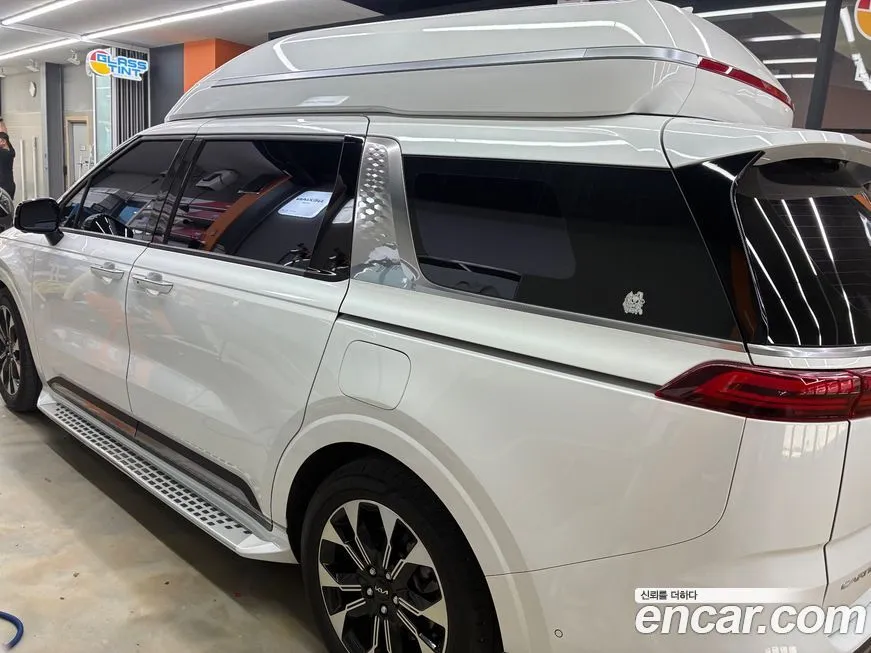 Kia Carnival — фото 10