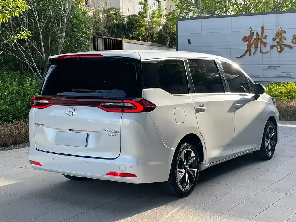 GAC Motor Trumpchi M6 — фото 5