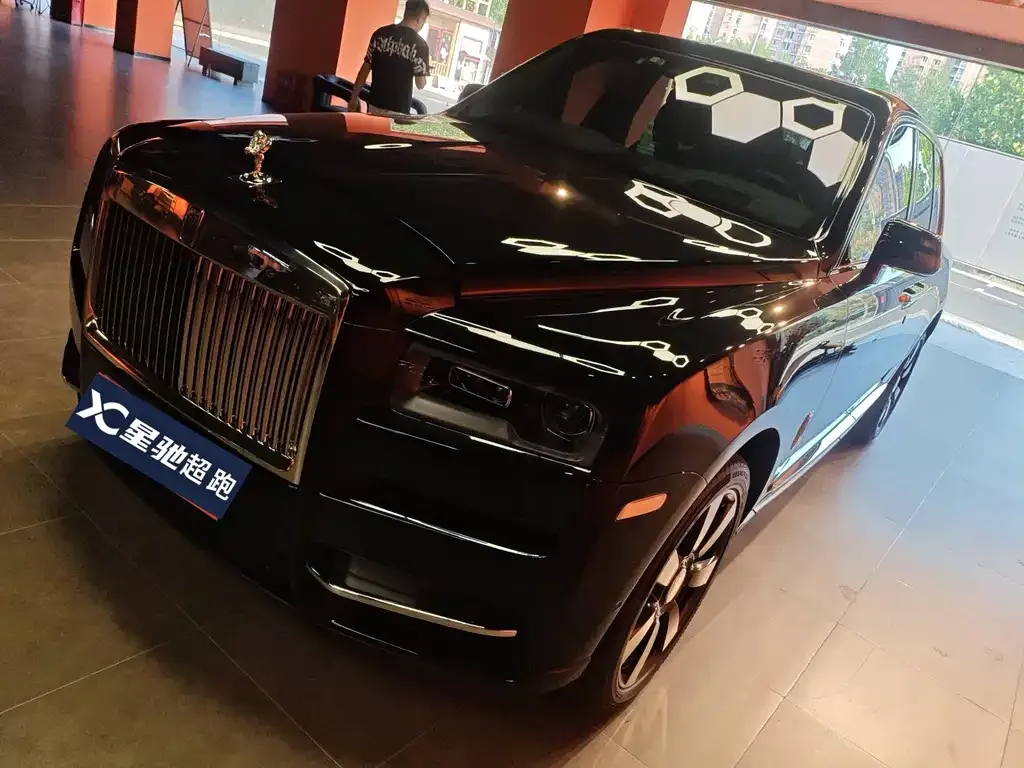 Rolls-Royce Cullinan 2021 из CN, фото 3