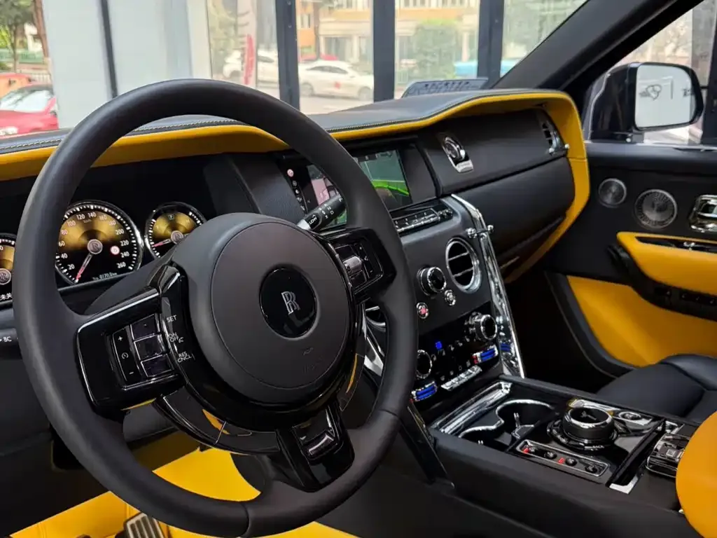 Rolls-Royce Cullinan 2021 из CN, фото 9