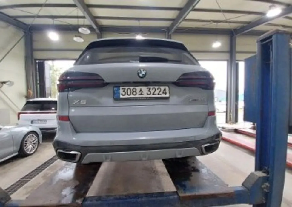 BMW X5 2024 из KR, фото 2