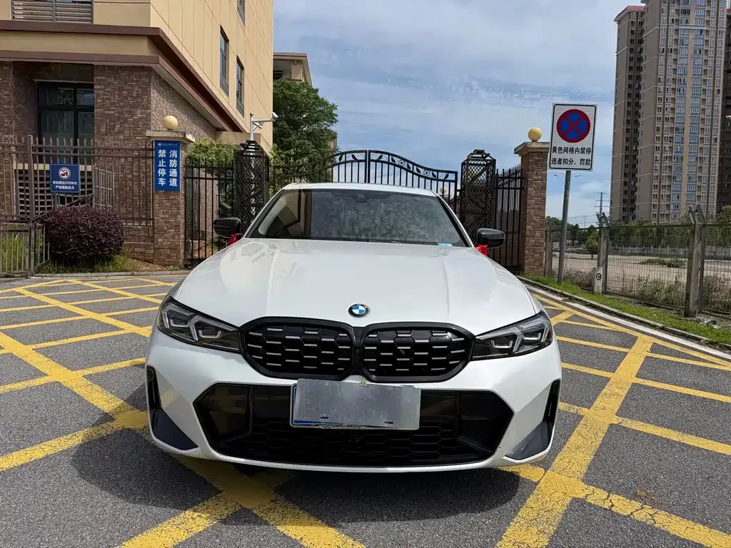 BMW 3 Series — фото 1