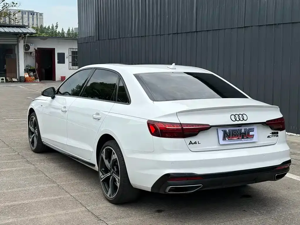 Audi A4L 2024 из CN, фото 3