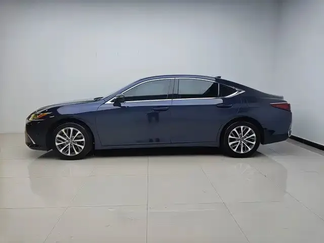 Lexus ES — фото 2