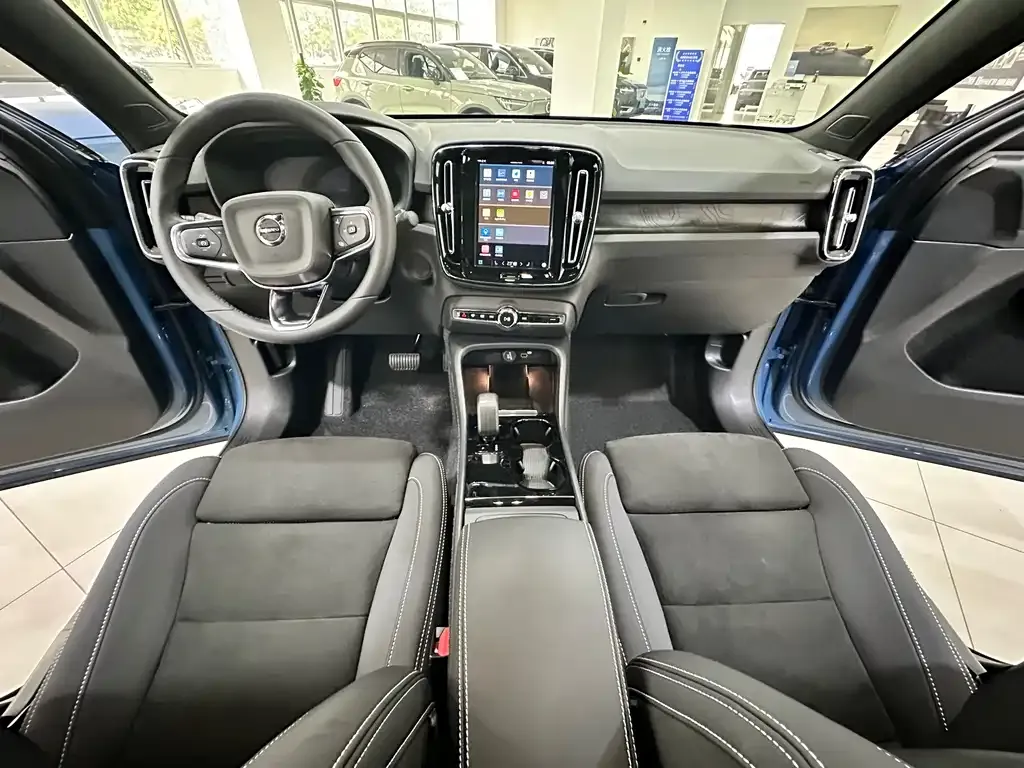 Volvo C40 2023 из CN, фото 6