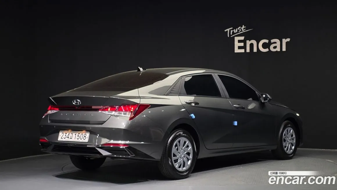 Hyundai AVANTE — фото 2