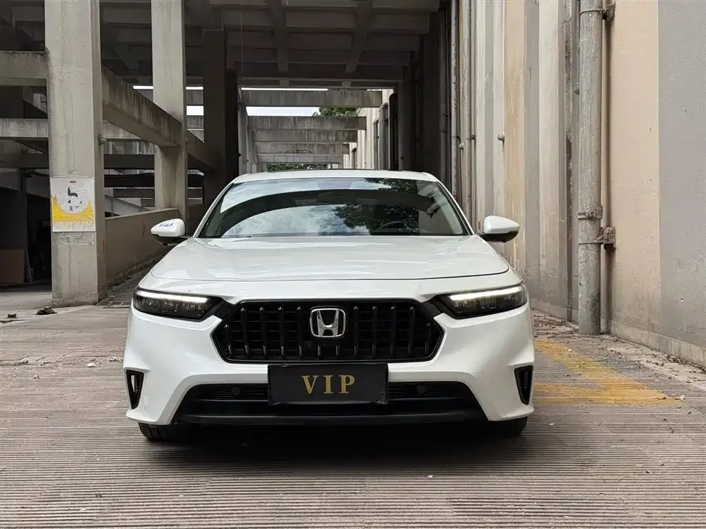 Honda Inspire — фото 4