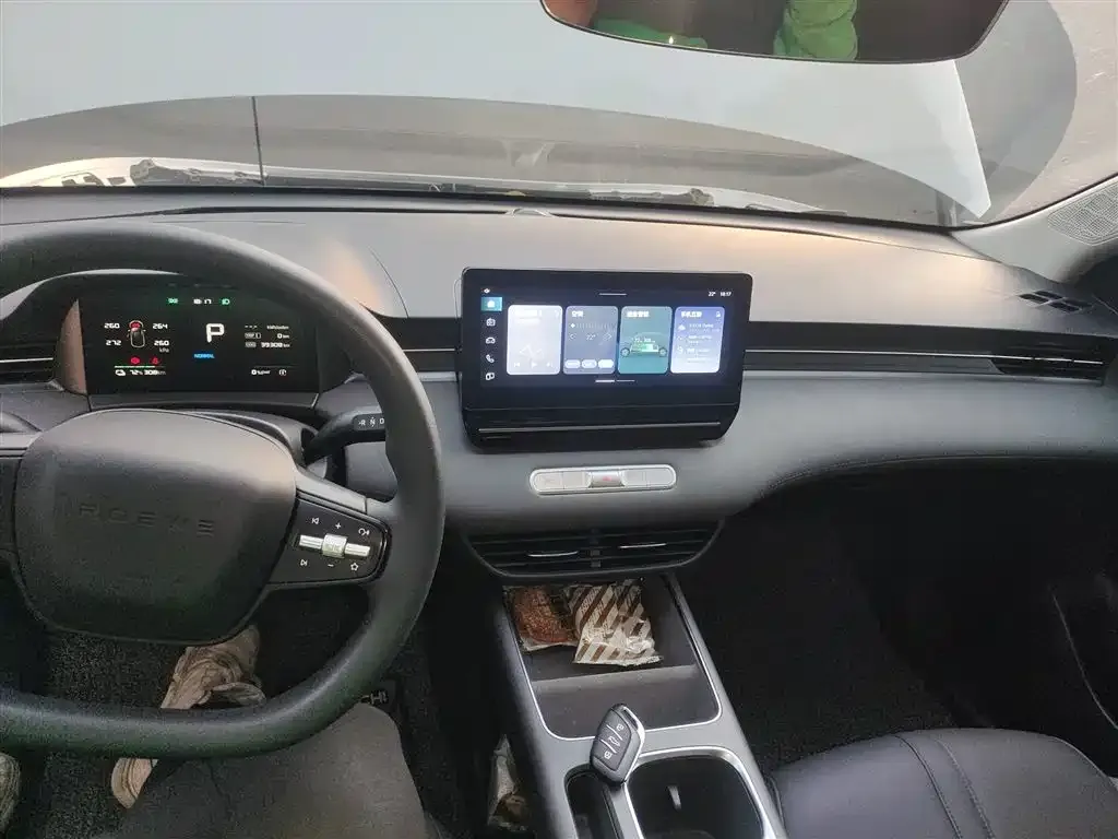 Roewe D6 2025 из CN, фото 10