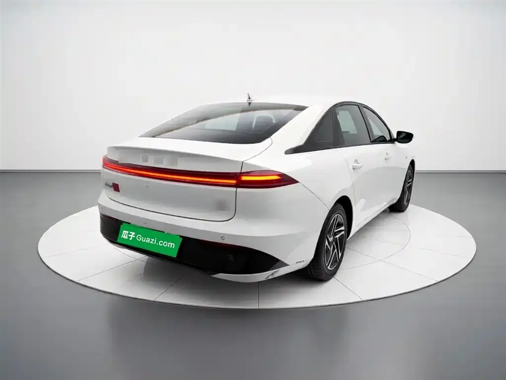 Roewe D6 2025 из CN, фото 3
